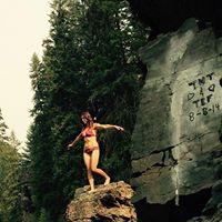 Rachel Macneill Photo 7