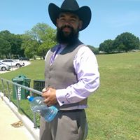 Miguel Rosales Photo 33