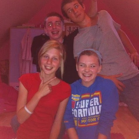 Amy Thomson Photo 27