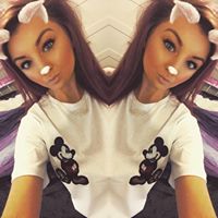 Danielle Howard Photo 4