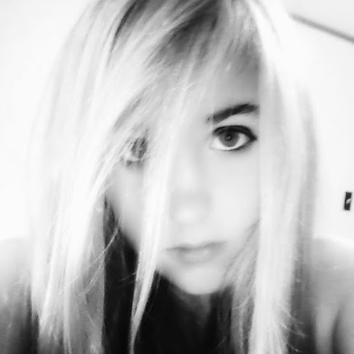 Alyssa Webber Photo 10