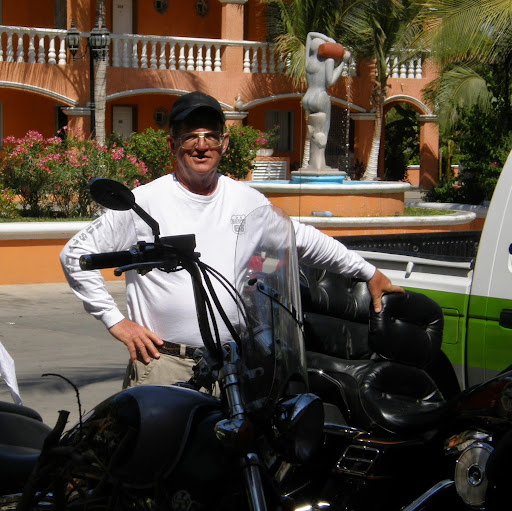 Ron English Photo 19
