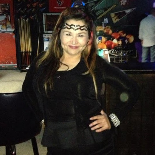 Delia Garza Photo 33