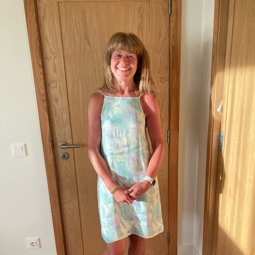 Julie Dudley Photo 32