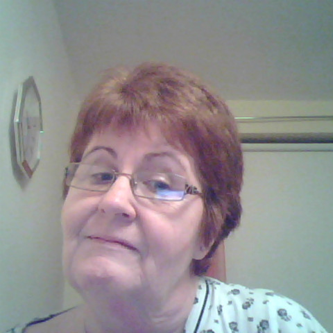 Julie Hardy Photo 41