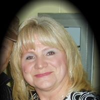 Carolyn Robbins Photo 23