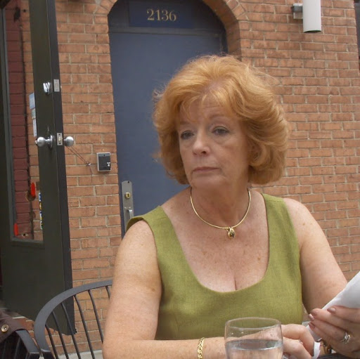 Sandra Bloom Photo 35