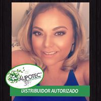 April Flores Photo 41