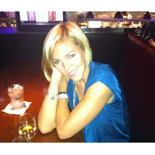 Victoria Buck Photo 4