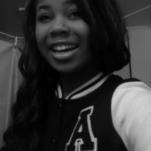 Monica Carter Photo 33
