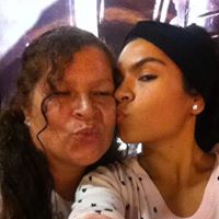 Shelley Perez Photo 20