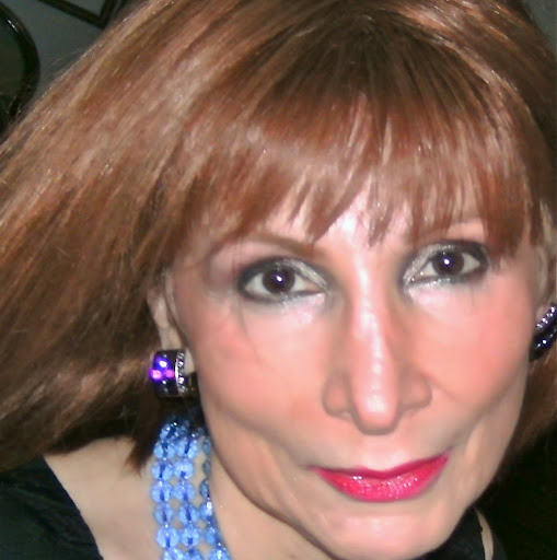 Andrea Walsh Photo 41