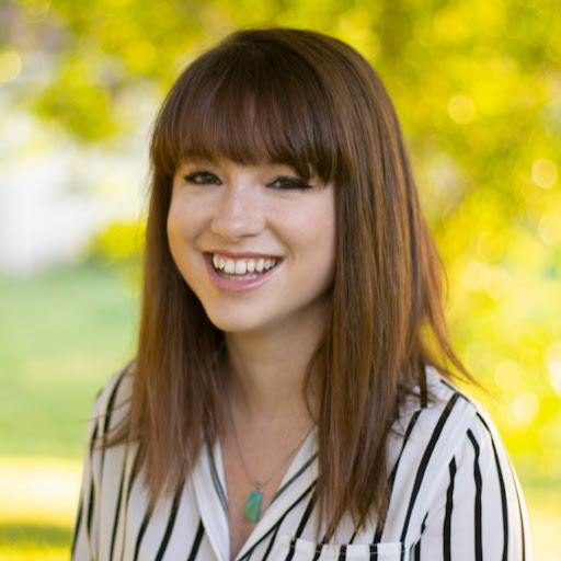 Holly Stewart Photo 38