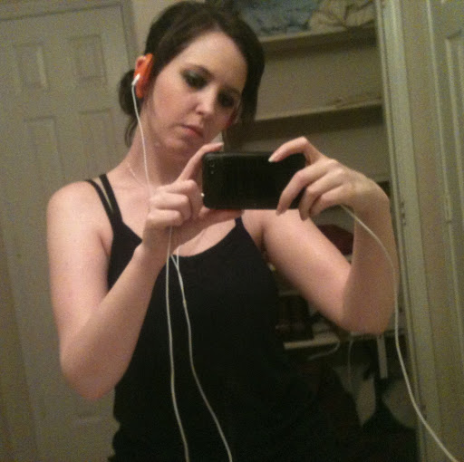 Amanda Martin Photo 55
