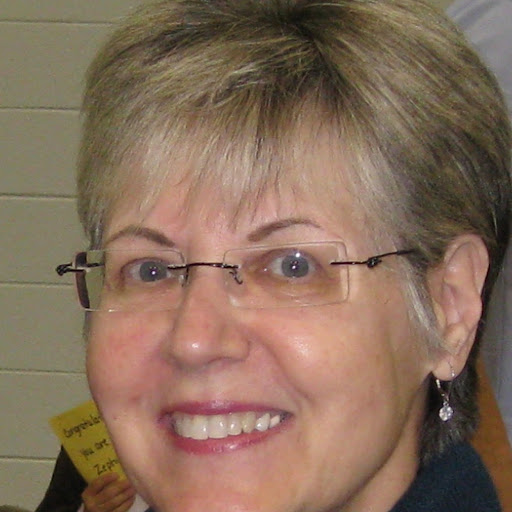 Amy Carroll Photo 8