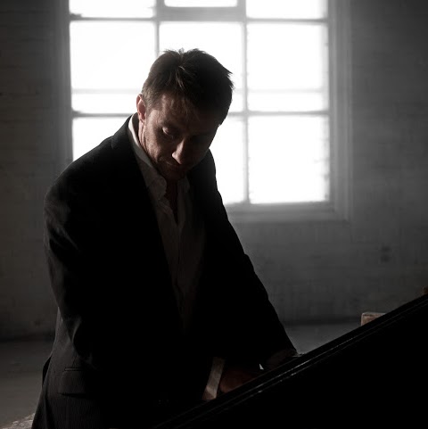Dave Wallace Photo 7