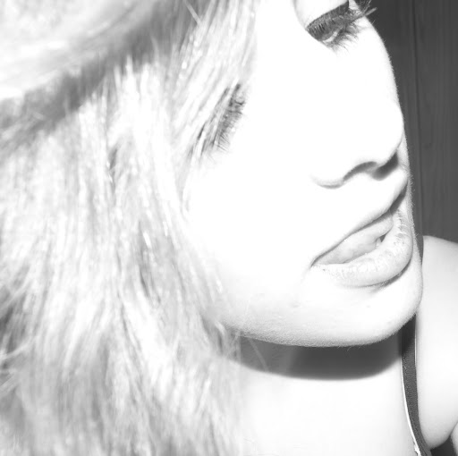 Sarah Paredes Photo 27