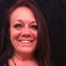 Sandy White Photo 37