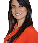 Ana Fernandez Photo 6