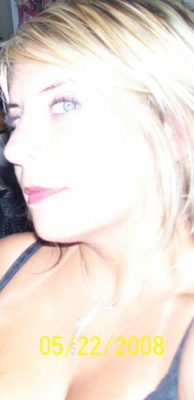 Kelly Farrell Photo 8