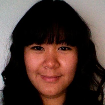 Julie Hoang Photo 32
