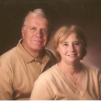 Carole Jensen Photo 32