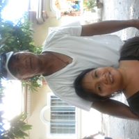Gloria Santiago Photo 27