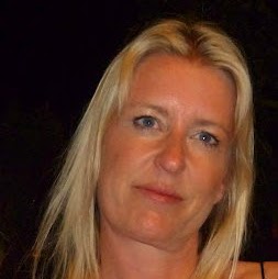 Julie Clifford Photo 11