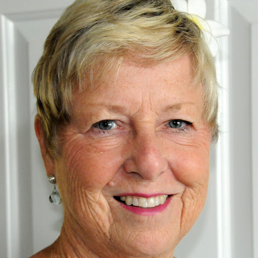 Nancy Winkler Photo 15