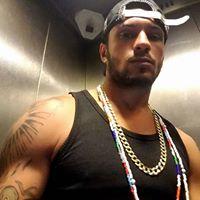 Alexander Gonzalez Photo 13