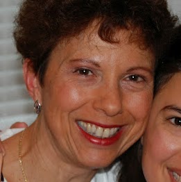 Sandy Cohen Photo 19