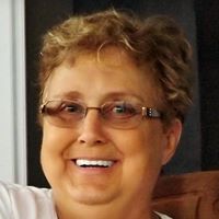 Carolyn Stark Photo 15