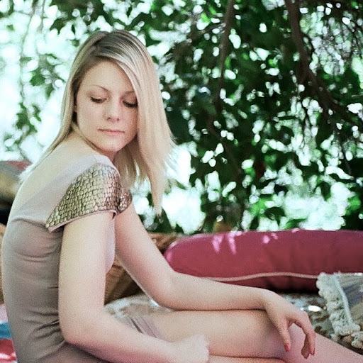 Jacqueline Tracy Photo 5