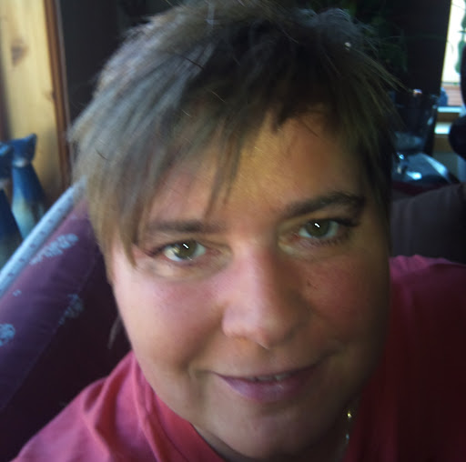 Linda Madsen Photo 20