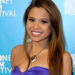 Maria Guzman Photo 32