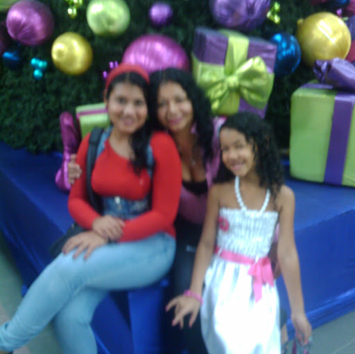 Adelfa Rodriguez Photo 3
