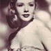 Laurie Piper Photo 27
