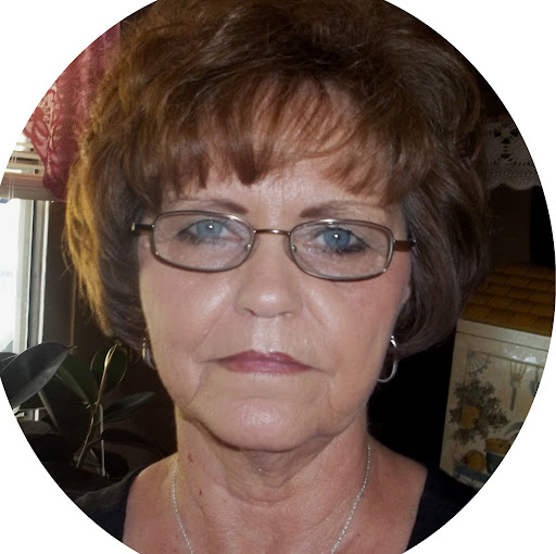 Barbara Wood Photo 29