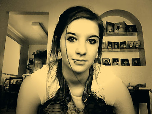 Allie Hunter Photo 2
