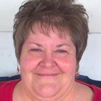 Julie Elder Photo 27