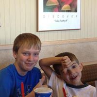 Chris Hurst Photo 14