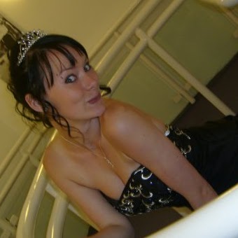 Stephanie Gregory Photo 28