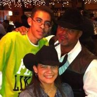 Ursula Garcia Photo 14
