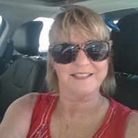 Melissa Magee Photo 36