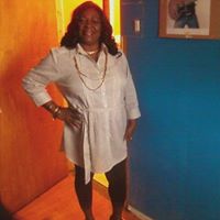 Angela Francis Photo 17