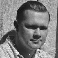Tom Lovelace Photo 19