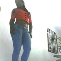Yara Paredes Photo 12