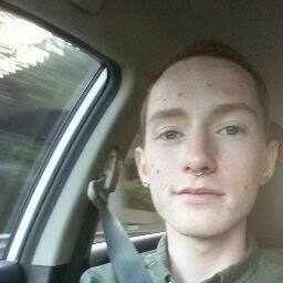 Aaron Wells Photo 4