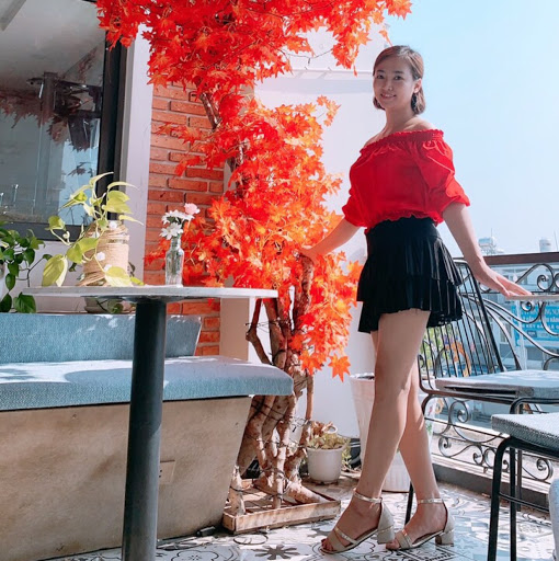 Tuyet Vu Photo 9