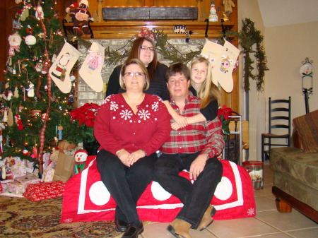 Denise Phillips Photo 37